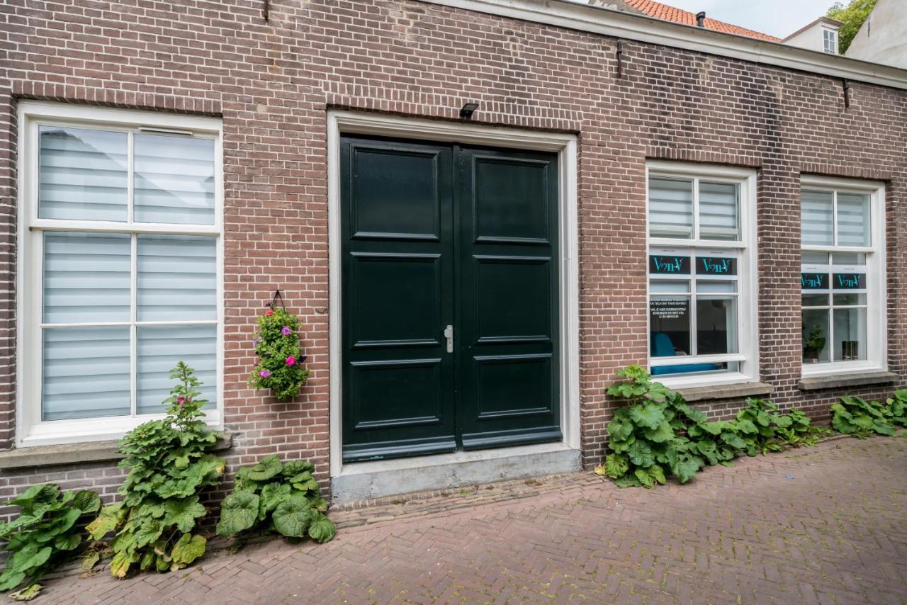 Slapen Bij Van-V Zierikzee Exterior foto